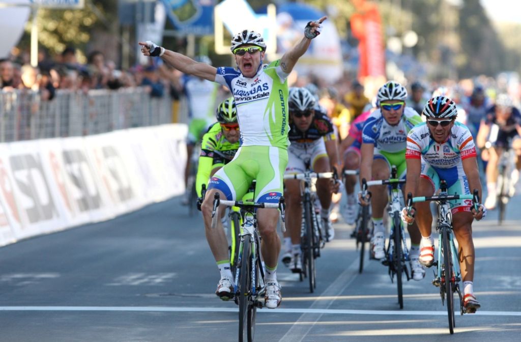 Elia Viviani allunga nel Giglio d’Oro